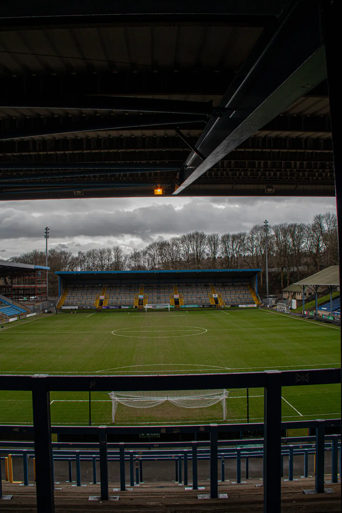 FC Halifax Town photograph 6