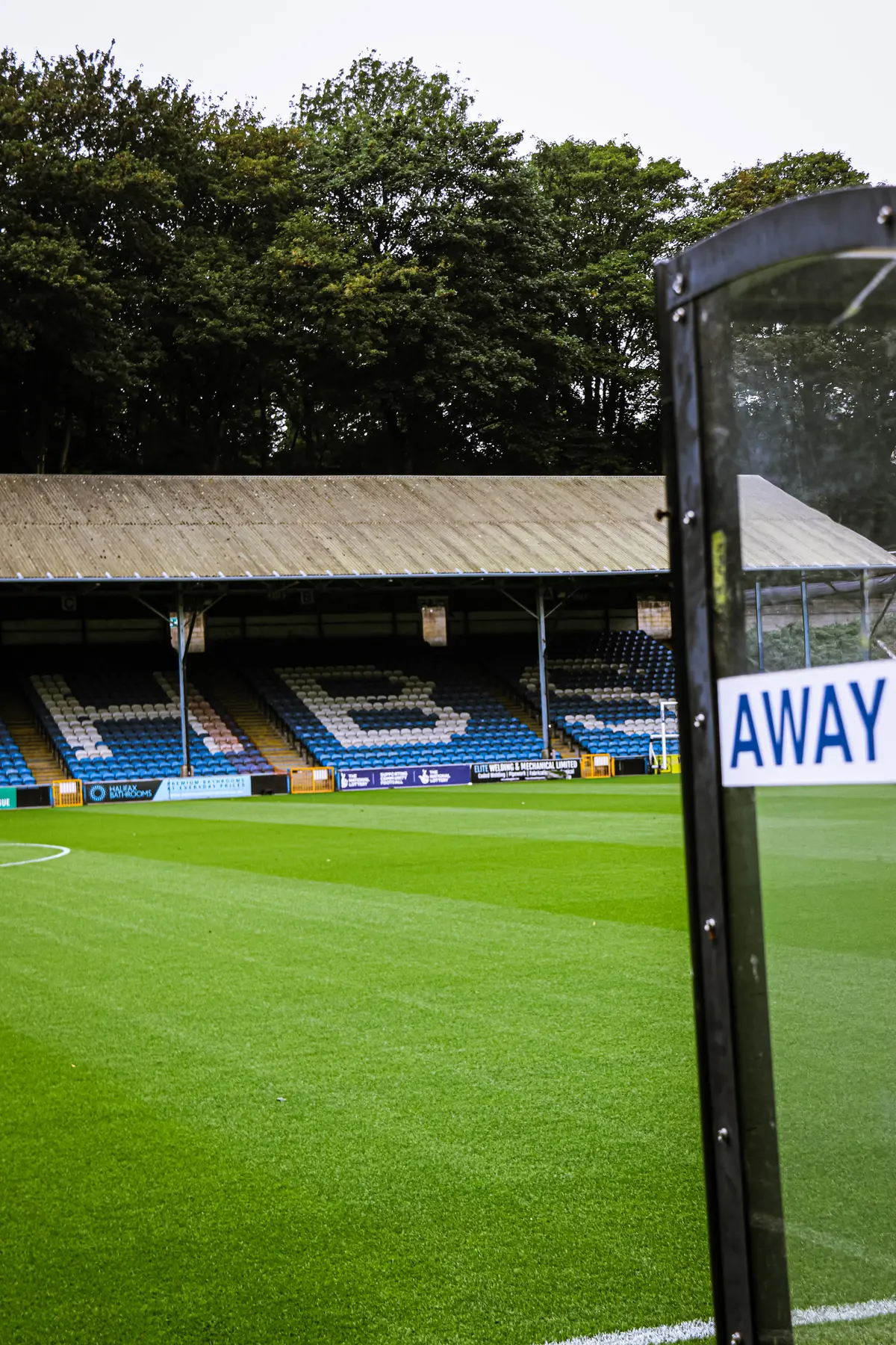 FC Halifax Town photograph 10