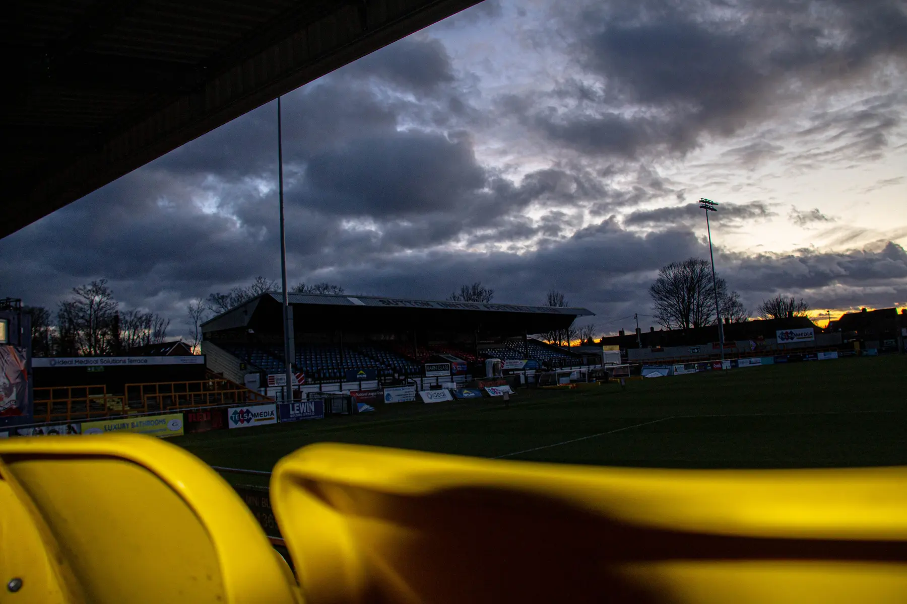 Sutton United photograph 47