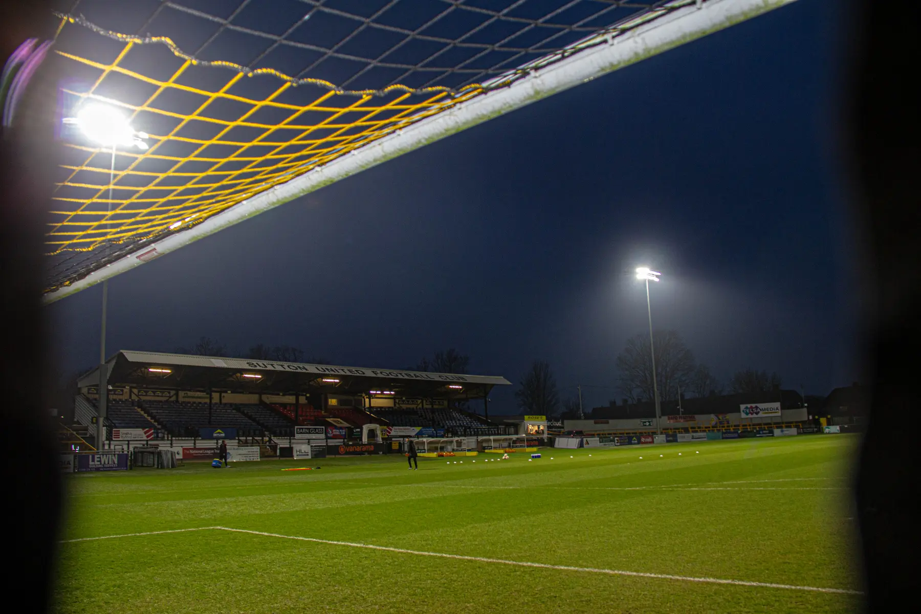 Sutton United photograph 51